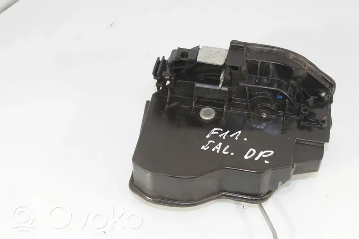 BMW 5 F10 F11 Rear door lock 7202148