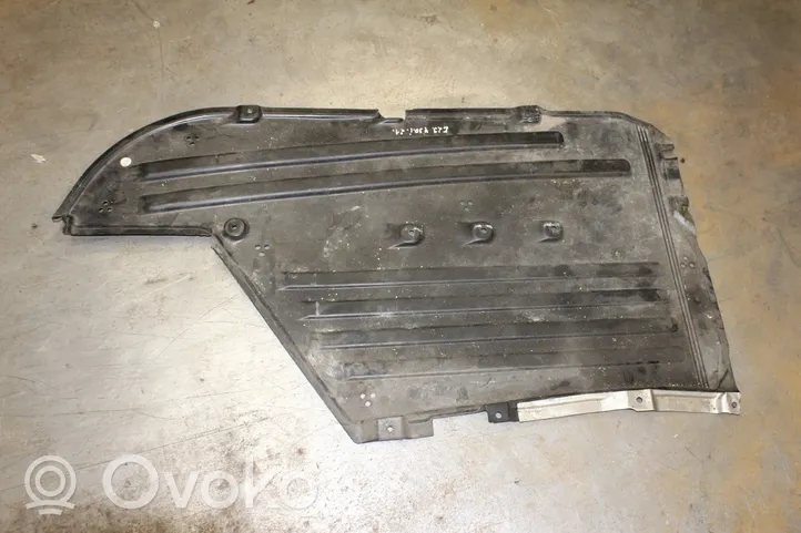 BMW 4 G22 G23 G24 G26 Couvercle de plateau inférieur 7340860