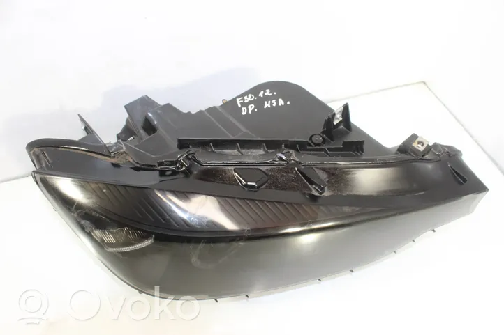 BMW 3 F30 F35 F31 Lampa przednia usa