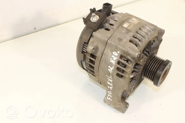 BMW 3 F30 F35 F31 Generatore/alternatore 7605061