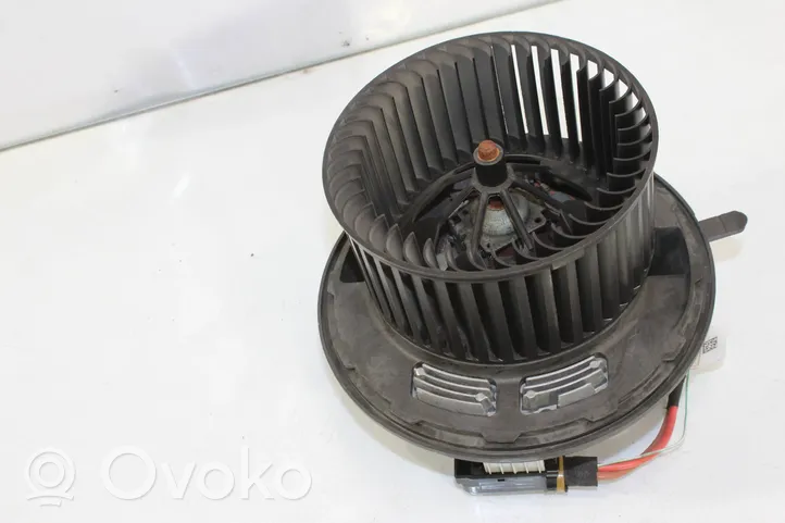 BMW 1 E82 E88 Ventola riscaldamento/ventilatore abitacolo 6933663