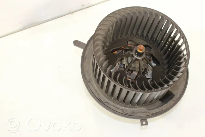 BMW 1 E82 E88 Ventola riscaldamento/ventilatore abitacolo 6933663