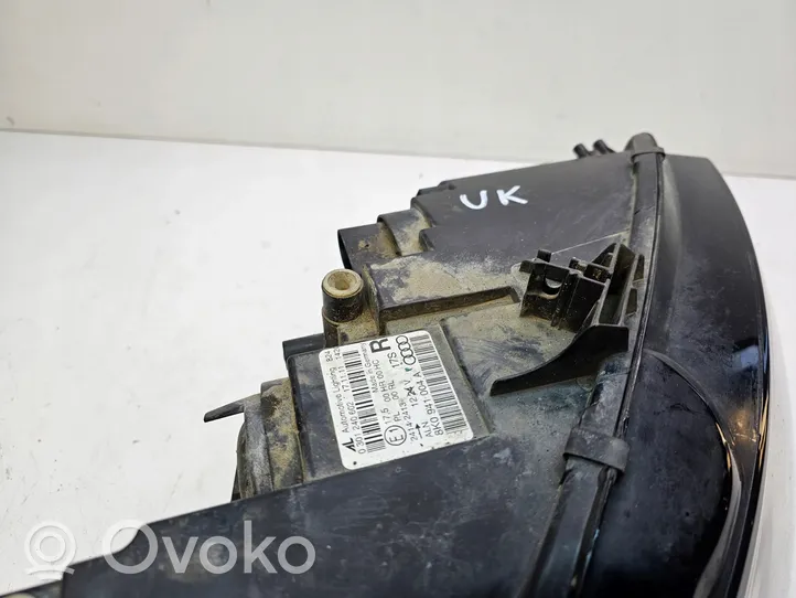 Audi A4 S4 B8 8K Lampa przednia 8K0941004A