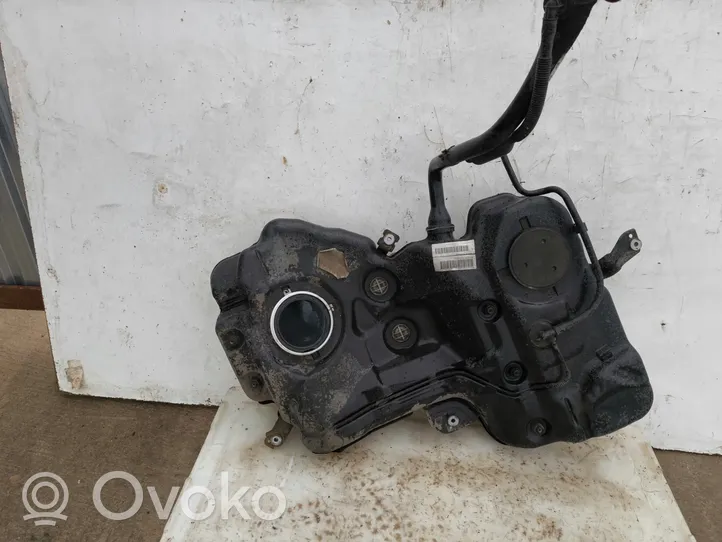 Audi A4 S4 B8 8K Serbatoio del carburante 8K0201021EH