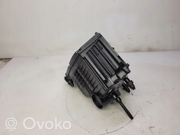 Audi A4 S4 B9 Коробка воздушного фильтра 8W0133835T