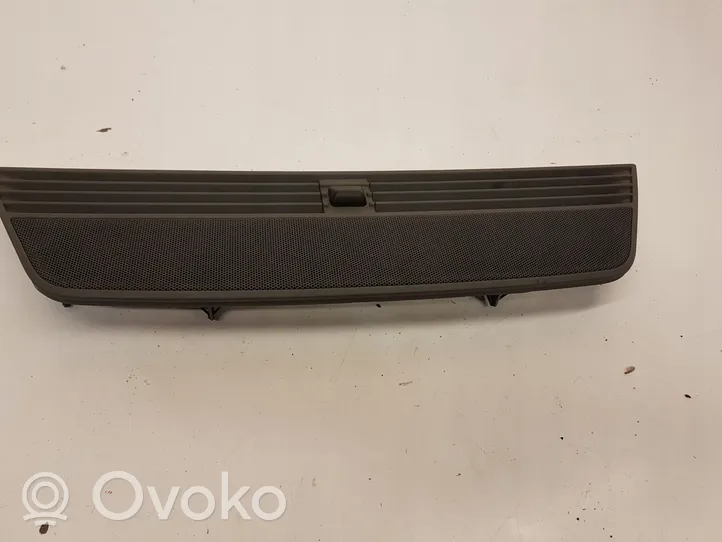 Audi A4 S4 B6 8E 8H Kojelaudan tuuletussuuttimen suojalista 8H0819635D