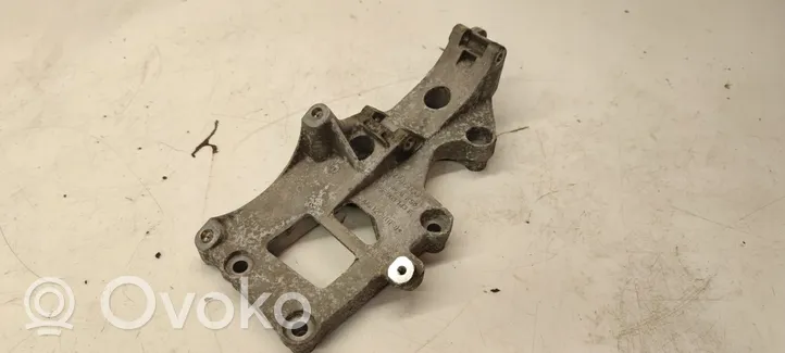 Audi TT TTS Mk2 Support de générateur / alternateur 06F903143E