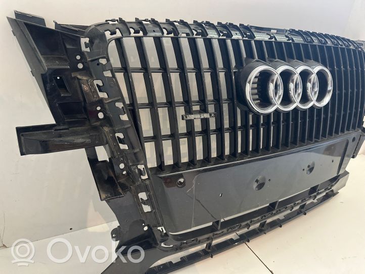 Audi Q5 SQ5 Maskownica / Grill / Atrapa górna chłodnicy 8R0853651