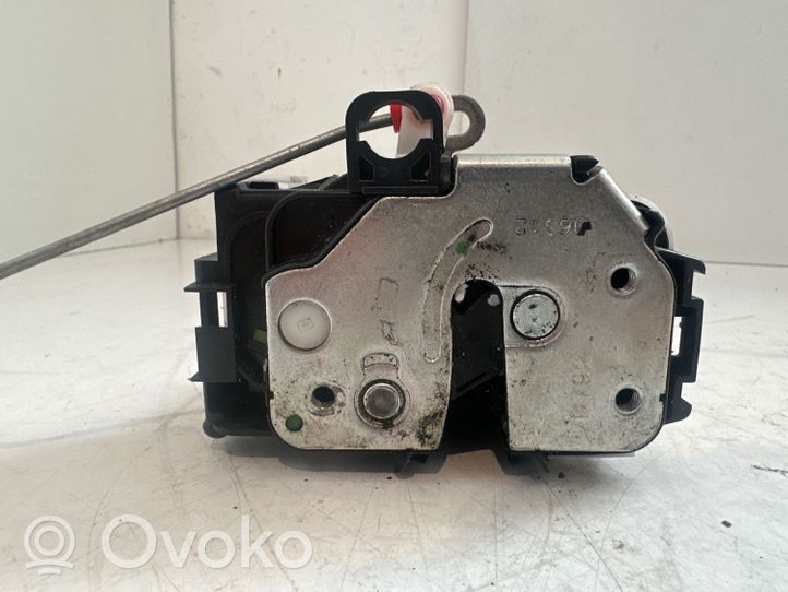 Fiat 500 Etuoven lukko 51827413