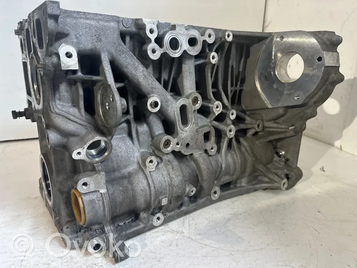 BMW 1 E82 E88 Engine block N47D20A