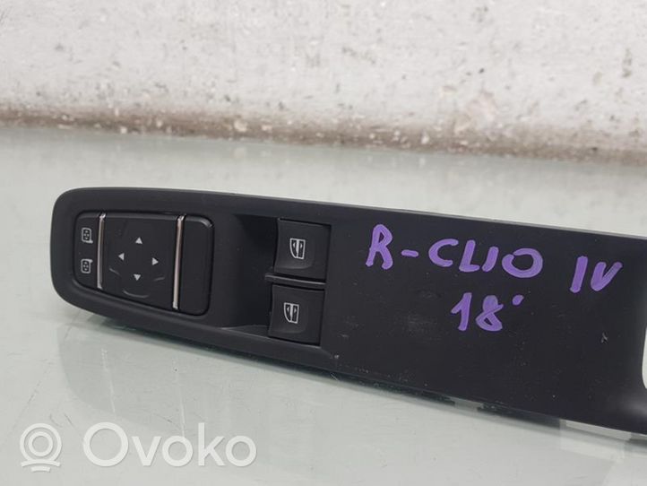 Renault Clio IV Przełącznik / Przycisk otwierania szyb 255700068R