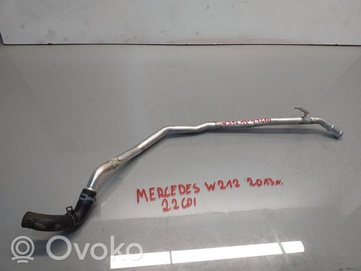 Mercedes-Benz E AMG W212 Engine coolant pipe/hose 