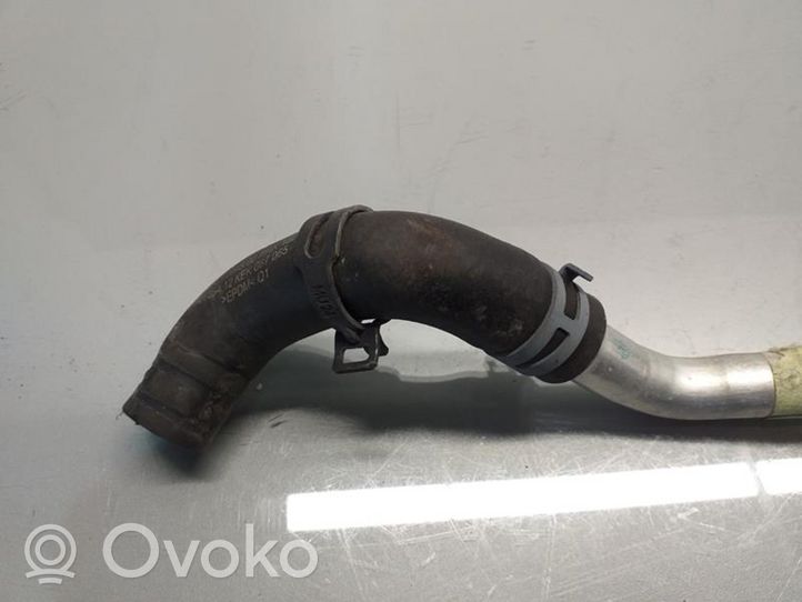 Mercedes-Benz E AMG W212 Engine coolant pipe/hose 