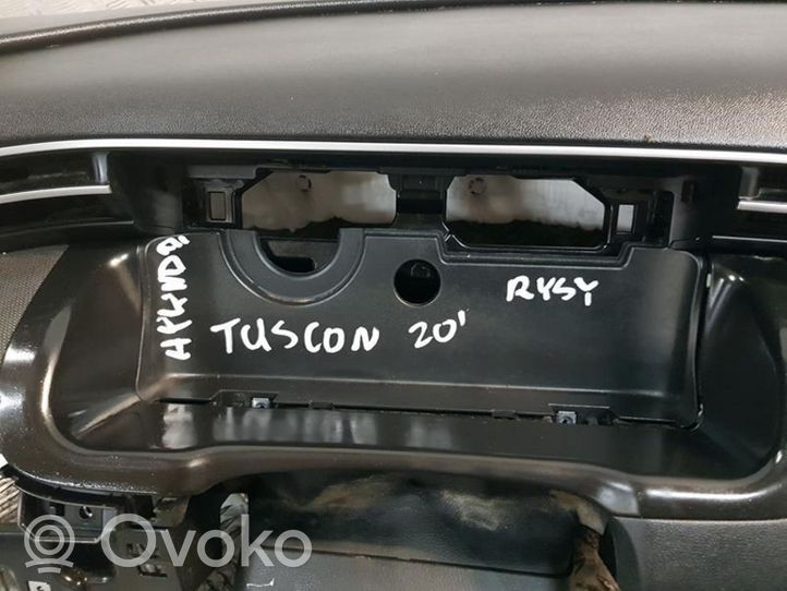 Hyundai Tucson IV NX4 Deska rozdzielcza 95910-N7070