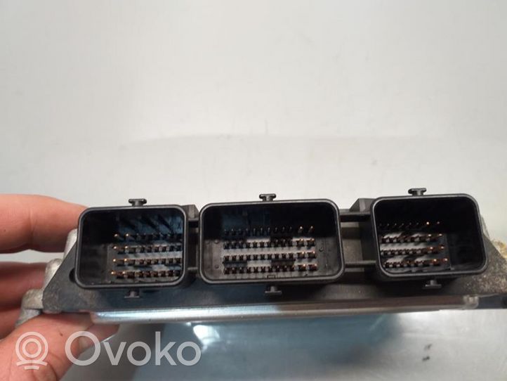 Peugeot 3008 I Centralina/modulo motore ECU 9653958980