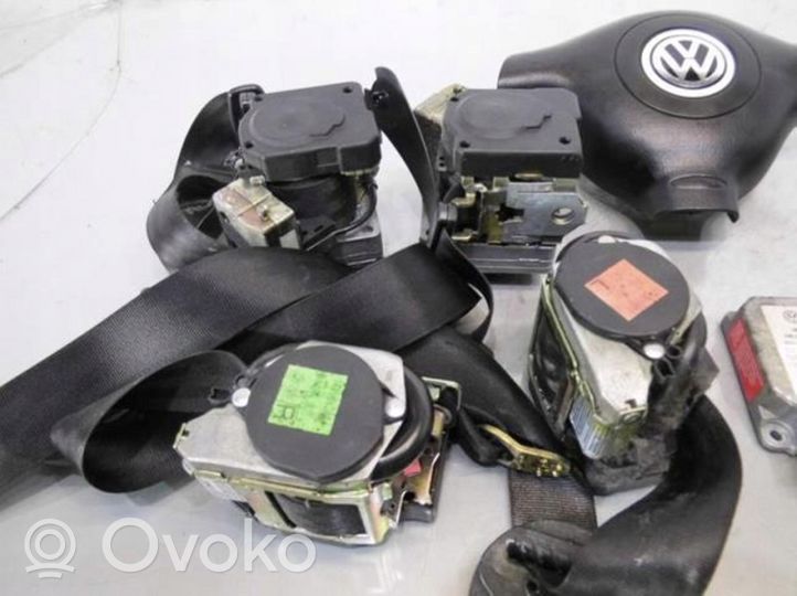 Volkswagen PASSAT B5 Airbag set 