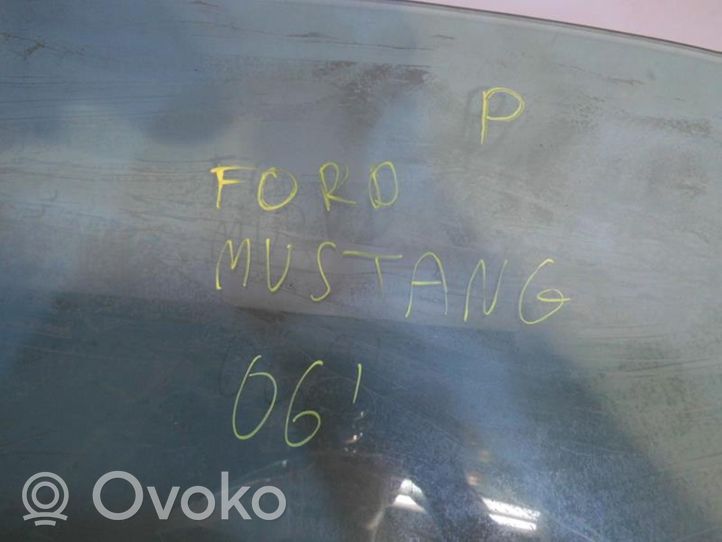 Ford Mustang V Szyba drzwi przednich 