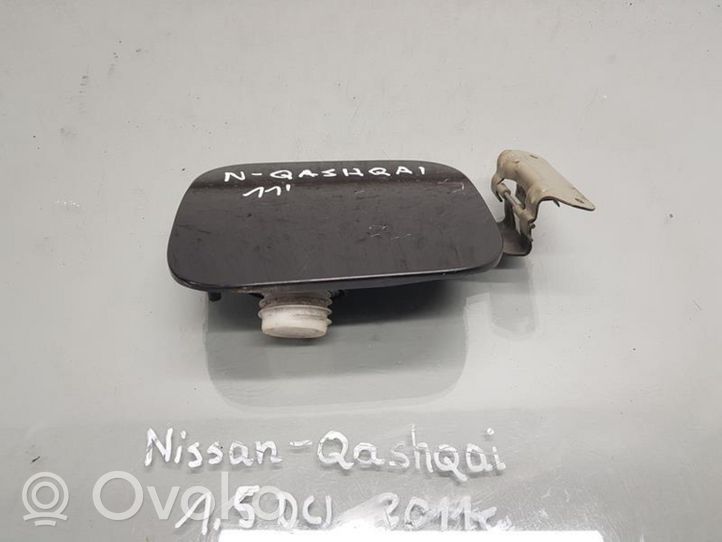 Nissan Qashqai Bouchon, volet de trappe de réservoir à carburant 