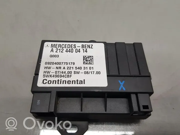 Mercedes-Benz CLK C207 A207 Relais de jauge à carburant A2124400414