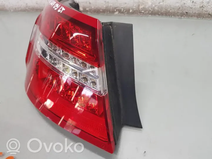 Mercedes-Benz CLK C207 A207 Lampa tylna A2078200164