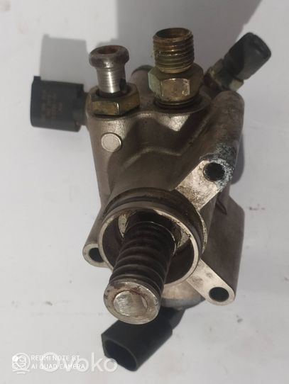 Audi A4 S4 B7 8E 8H Pompe d'injection de carburant à haute pression 06F127025F