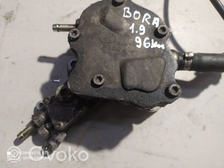 Volkswagen Bora Pompe à vide 038145209A