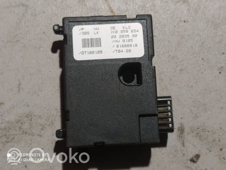 Volkswagen Golf Plus Sensor de ángulo de la columna de dirección 1K0959654