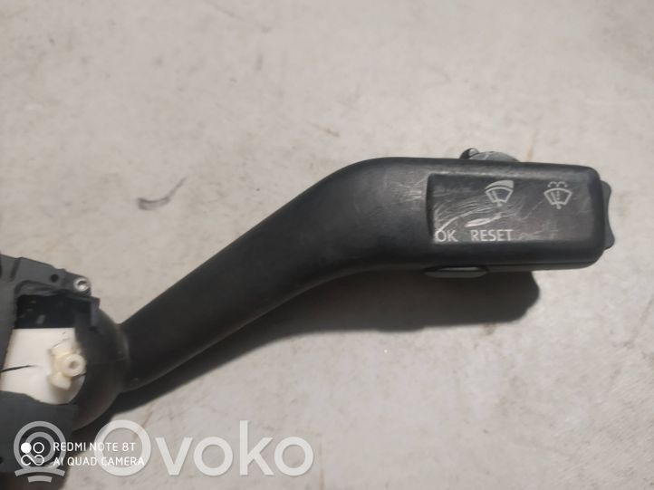 3C5953507C Volkswagen PASSAT B6 Wiper turn signal indicator stalk