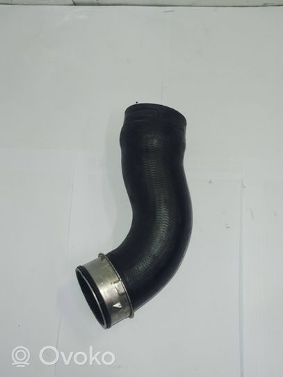 Volkswagen PASSAT B6 Tube d'admission de tuyau de refroidisseur intermédiaire 3C0145838B