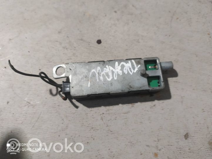 Volkswagen Touran I Antenos valdymo blokas 1T0035577