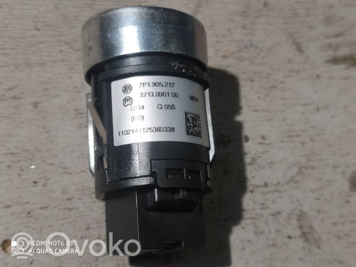 Volkswagen Touareg II Bouton poussoir de démarrage du moteur 7P1905217