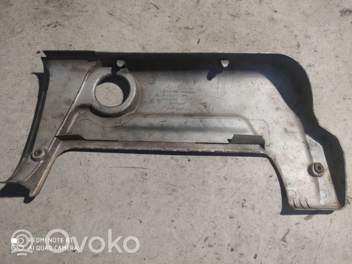 Opel Vectra B Osłona górna silnika 90529174