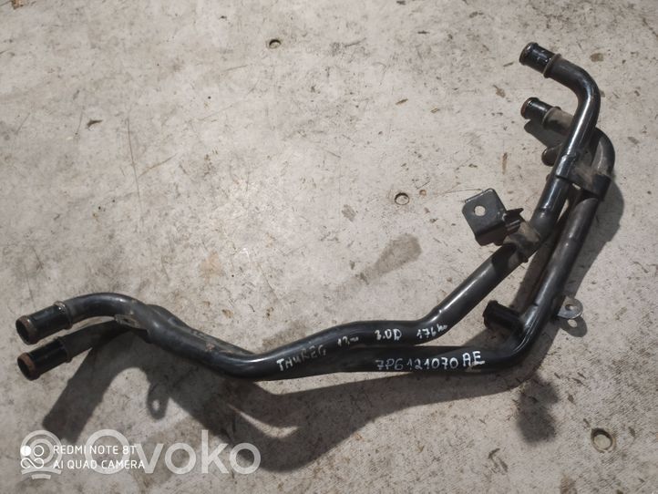 Volkswagen Touareg II Tuyau de liquide de refroidissement moteur 7P6121070AE