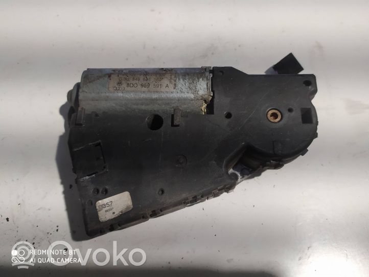 Volkswagen Golf IV Sunroof motor/actuator 8D0959591A