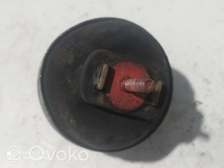 Audi A4 S4 B6 8E 8H Dzinēja spilvens 8E0199382B