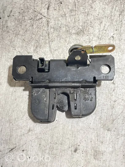 Volkswagen PASSAT B5.5 Tailgate/trunk/boot lock/catch/latch 3B9827505E