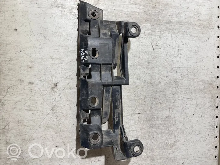 Volkswagen Caddy Soporte de montaje del parachoques trasero 2K0807393