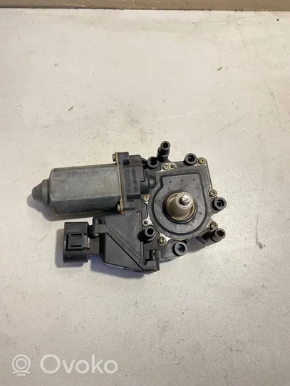 Audi A6 S6 C5 4B Moteur de lève-vitre de porte arrière 4B0959801B