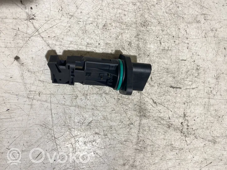 Volkswagen Touran I Mass air flow meter F00C2G2055