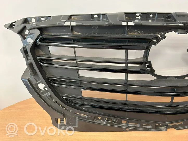 Mazda CX-3 Maskownica / Grill / Atrapa górna chłodnicy DL8W50712