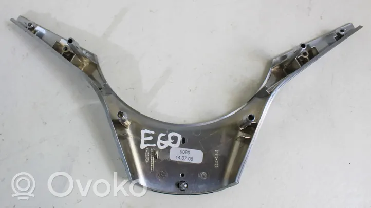 BMW 5 E60 E61 Inne części wnętrza samochodu 31610-0100