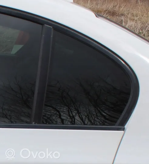 BMW M5 Liukuoven ikkuna/lasi 