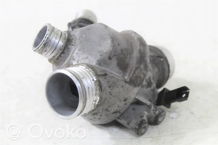 BMW 3 E90 E91 Alloggiamento termostato 7536655