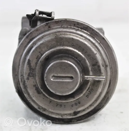 BMW 5 E60 E61 EGR thermostat 7791480