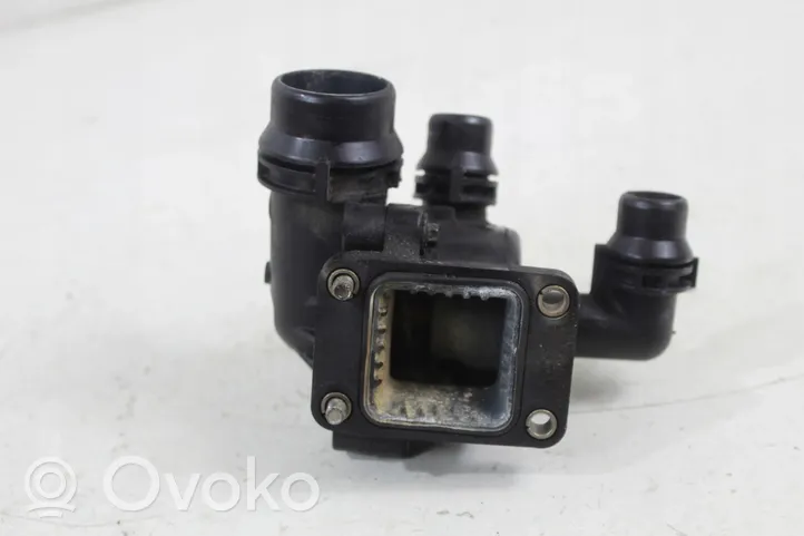 BMW 3 E90 E91 Boîtier de thermostat 