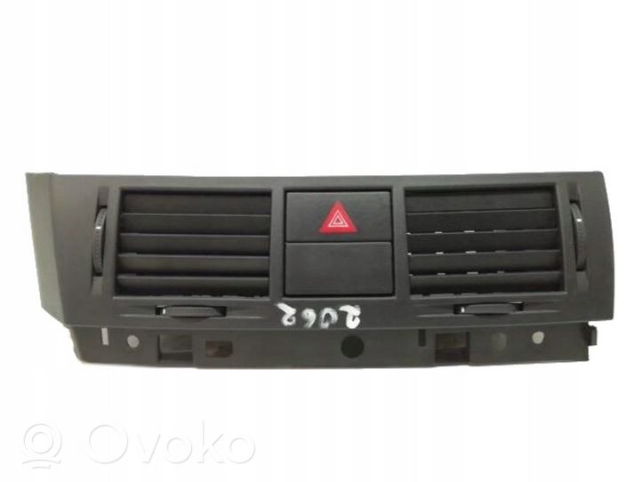 Opel Meriva A Dashboard air vent grill cover trim 464652911