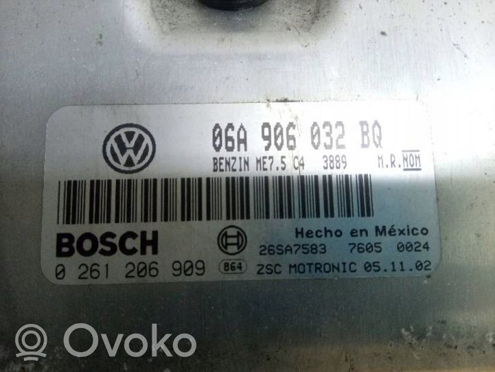 Volkswagen Jetta IV Sterownik / Moduł ECU 0261206909 06A906032BQ BO