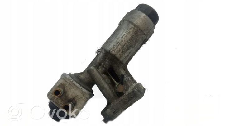 Volkswagen PASSAT B5.5 Supporto di montaggio del filtro dell’olio 038115389B