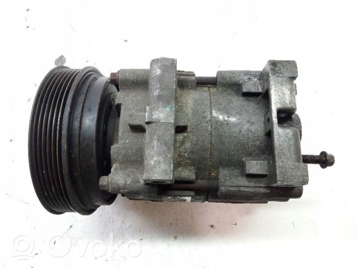 Ford Fiesta Compressore aria condizionata (A/C) (pompa) 