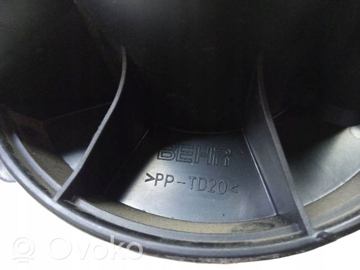 Peugeot 206 Ventola riscaldamento/ventilatore abitacolo 